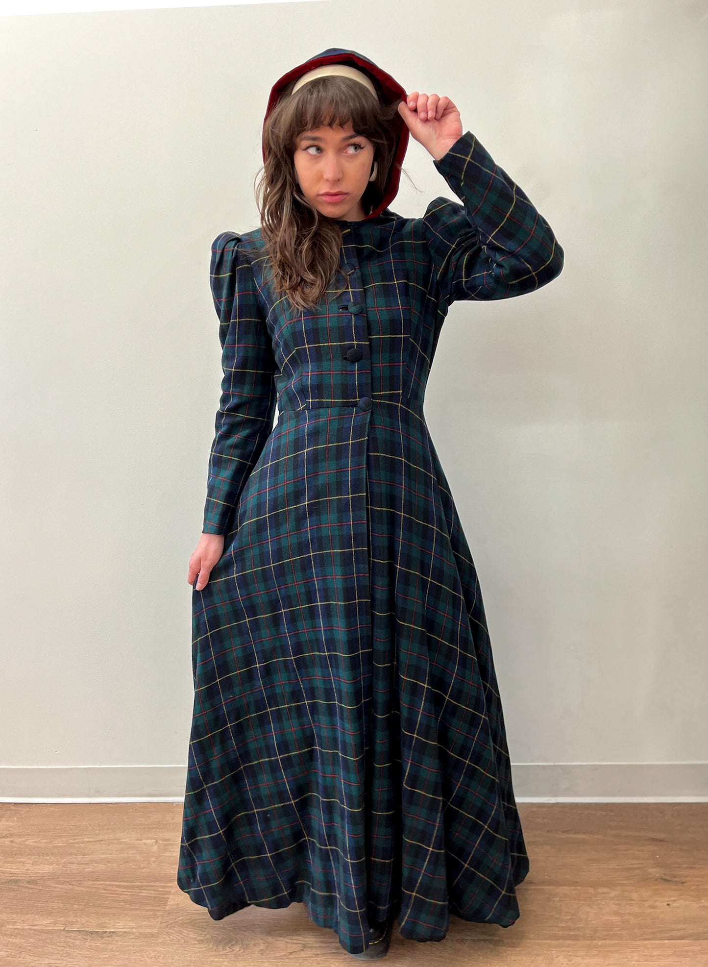 1940s Vintage Hooded Plaid Full Length Coat