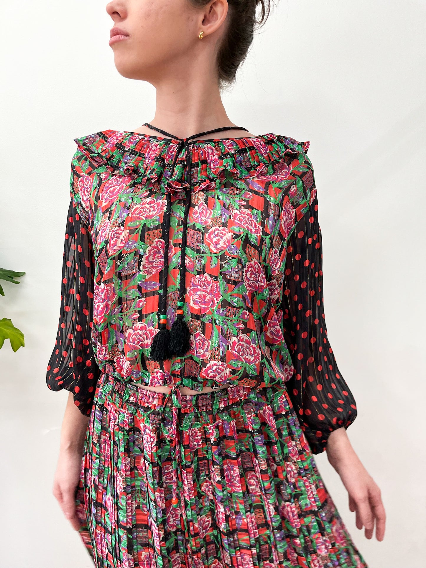 1980s Vintage Roses & Polka Dots Gauzy Ruffle Blouse & Skirt Set by Diane Frés