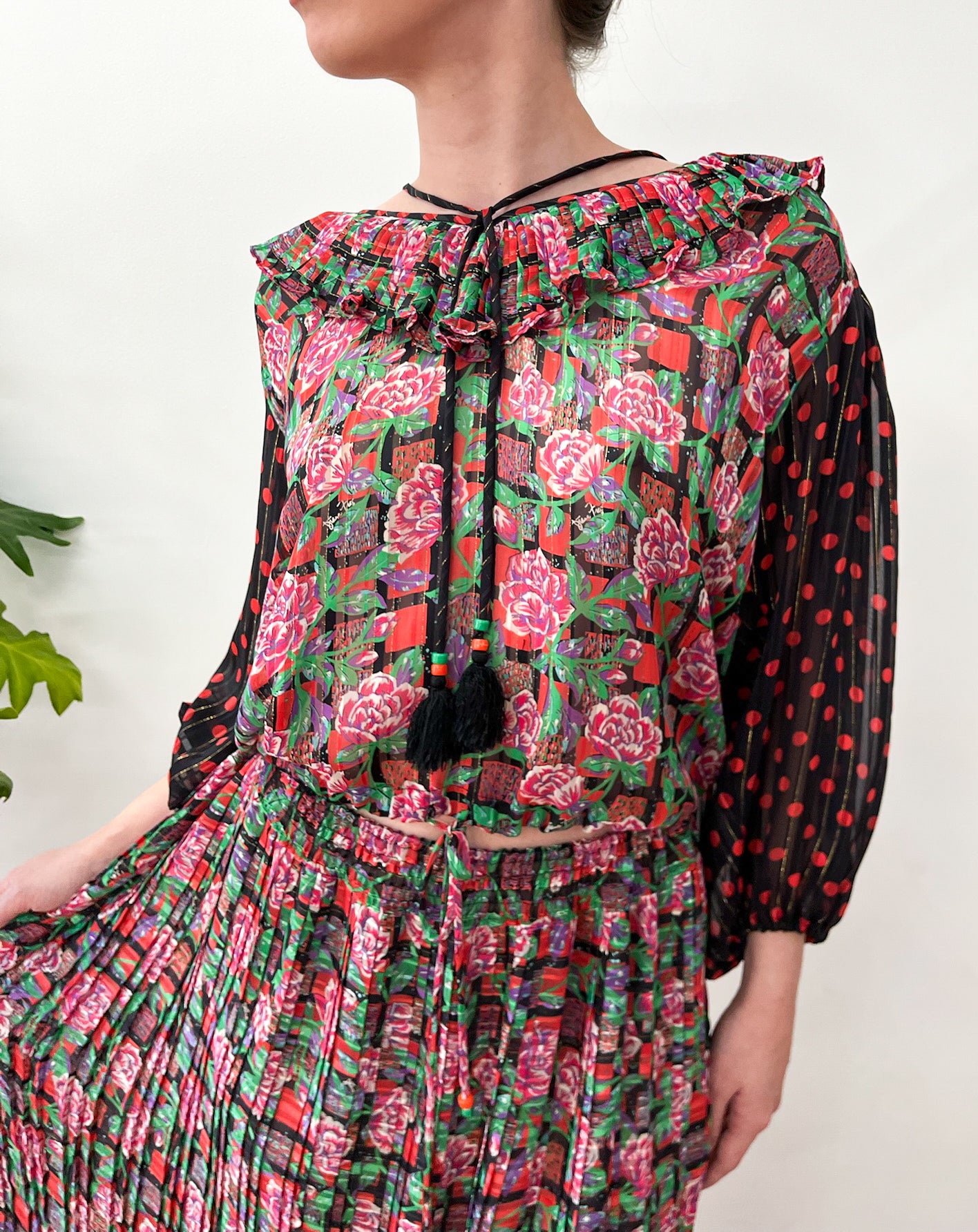 1980s Vintage Roses & Polka Dots Gauzy Ruffle Blouse & Skirt Set by Diane Frés