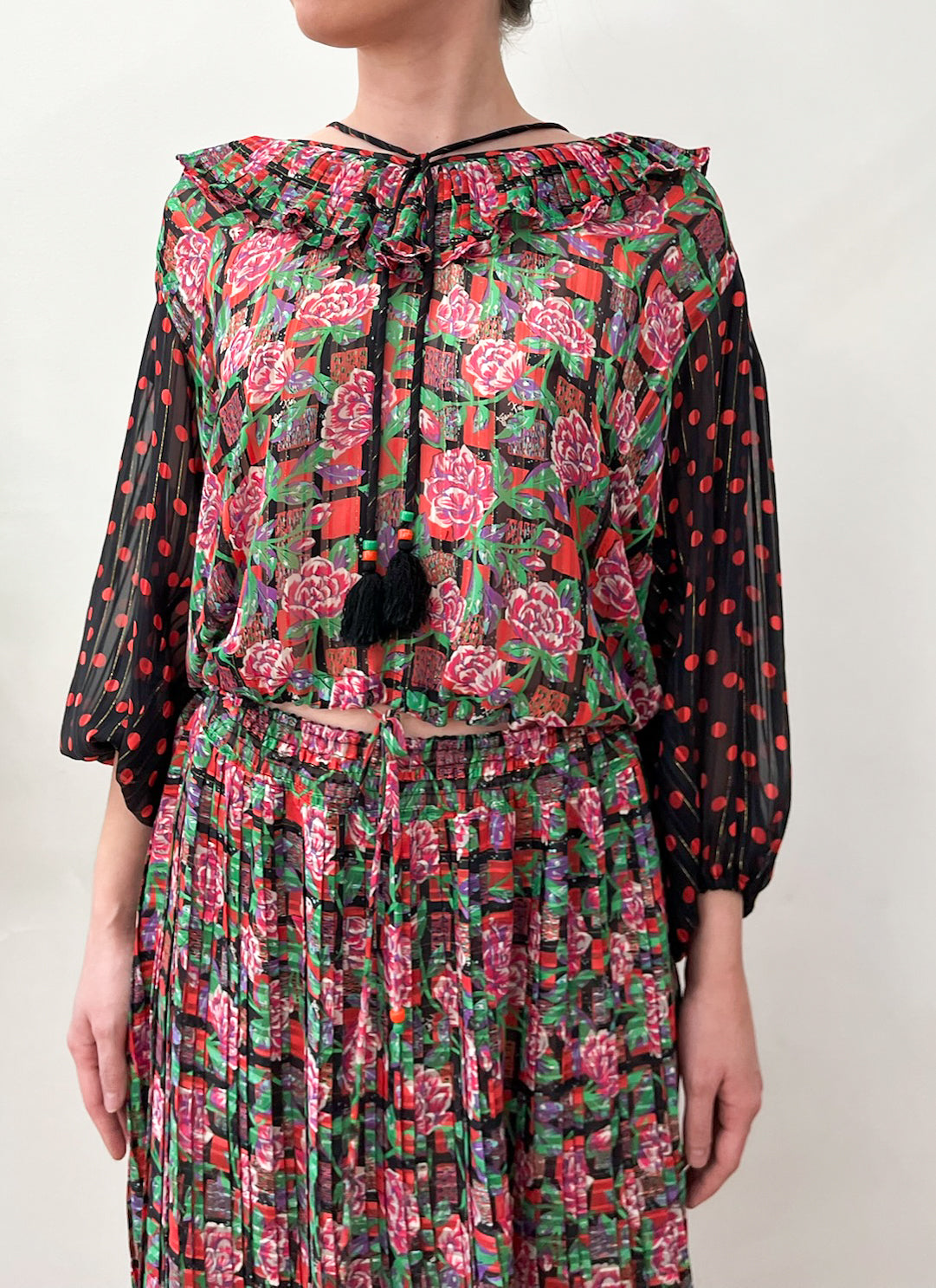 1980s Vintage Roses & Polka Dots Gauzy Ruffle Blouse & Skirt Set by Diane Frés