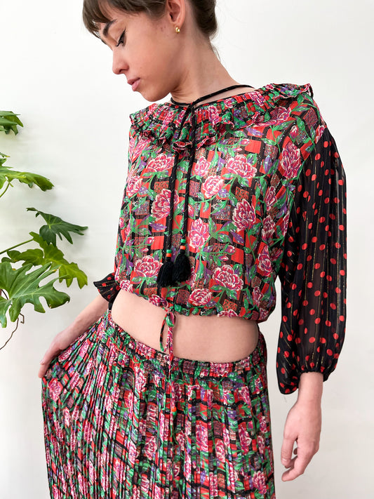 1980s Vintage Roses & Polka Dots Gauzy Ruffle Blouse & Skirt Set by Diane Frés