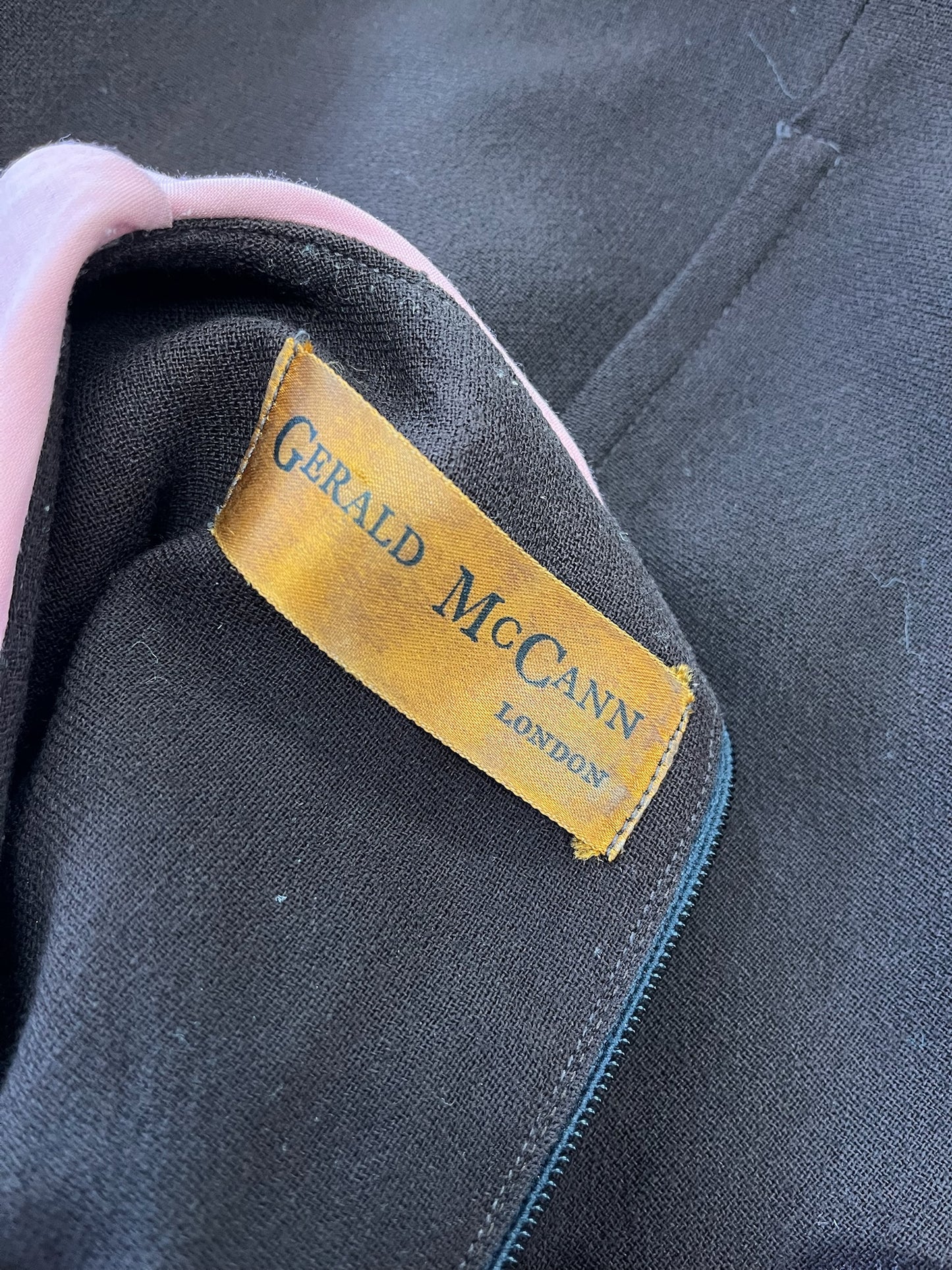 1960s Vintage Gerald McCann London Petal Collar Mod Dress