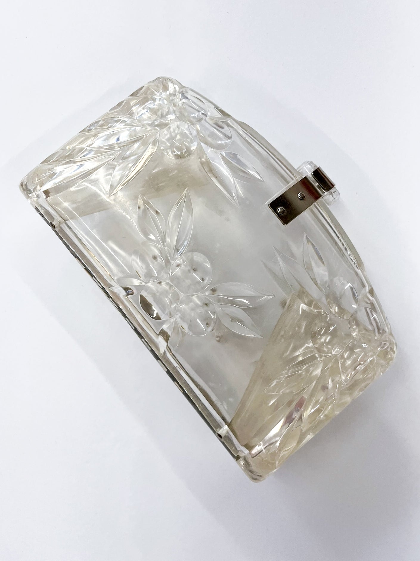 1950s Vintage Clear Lucite Carved Berries with Rhinestones Holiday Clamshell Clutch