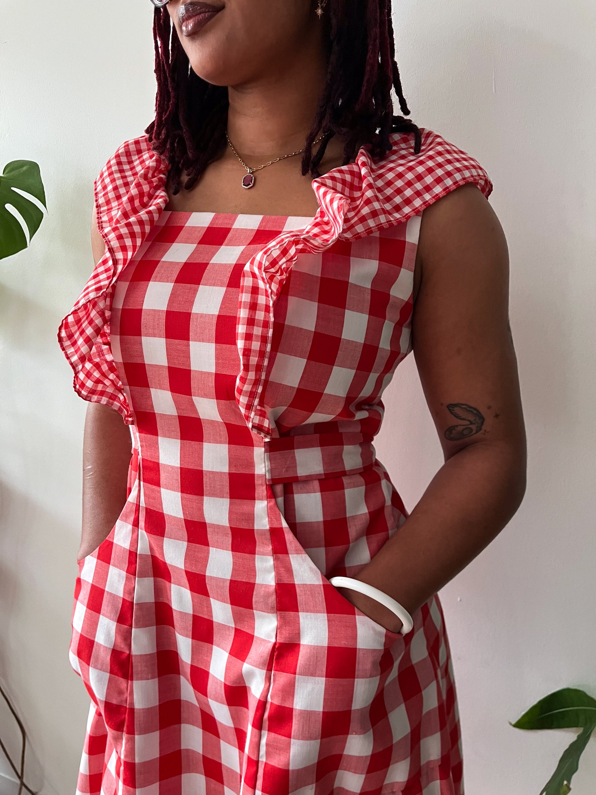 1970s Vintage Red Gingham Ruffle Sleeveless Dress with Big Pockets 1970s Vintage Red Gingham Ruffle Sleeveless Dress with Big Pockets