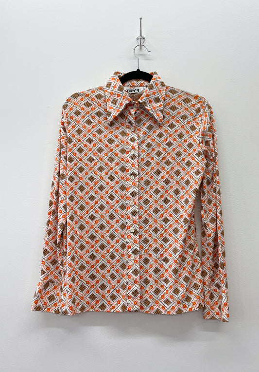 1970s Vintage Orange Flowers Disco Dagger Collar Button Up