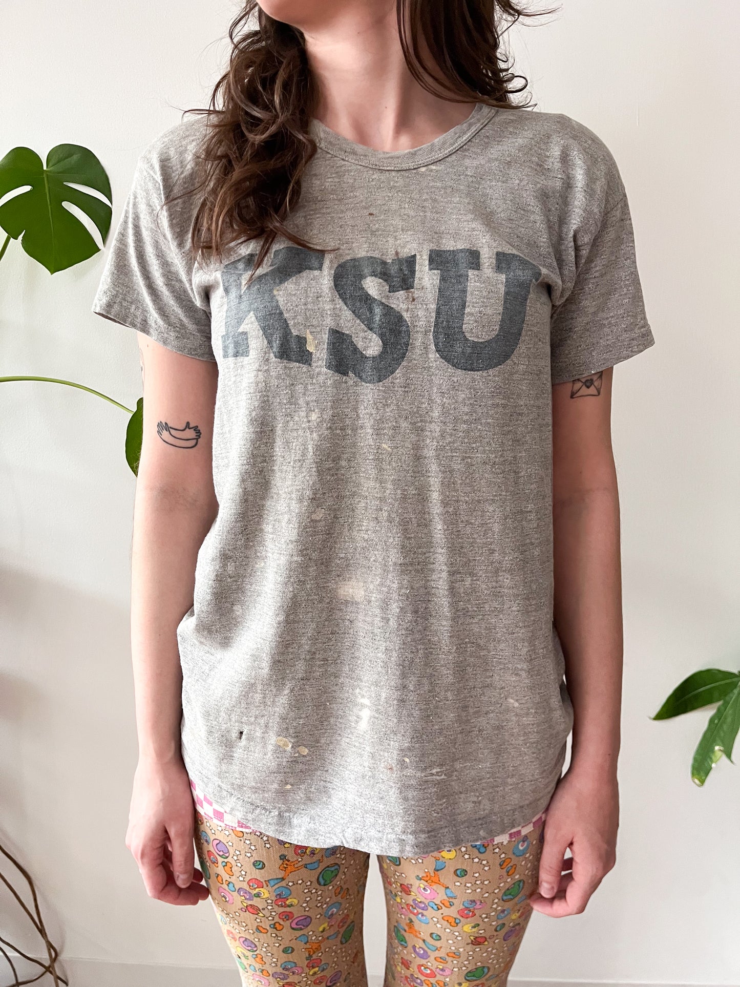 1960s Vintage Kent State University Super Thrashed Atheletic Collegiate Tee Shirt