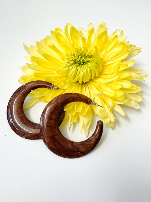 1970s Vintage Dark Wooden Hoop Crescent Earrings