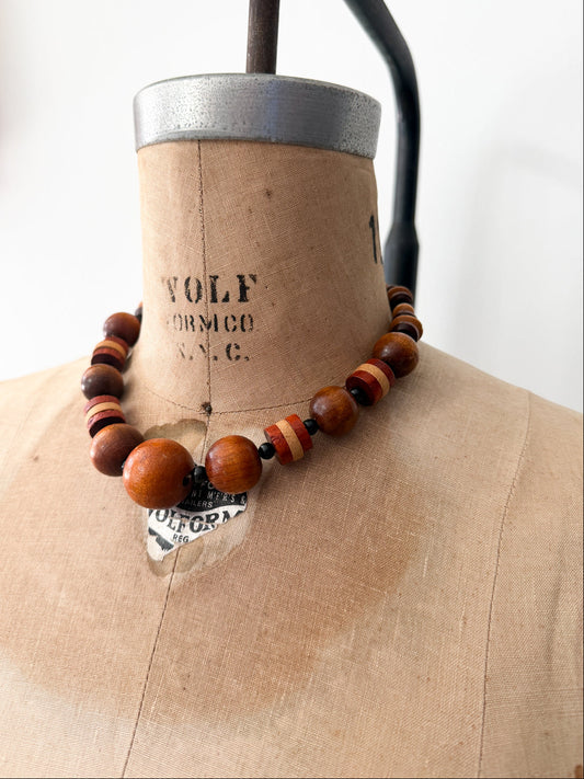 1970s Vintage Wooden Beaded Necklace