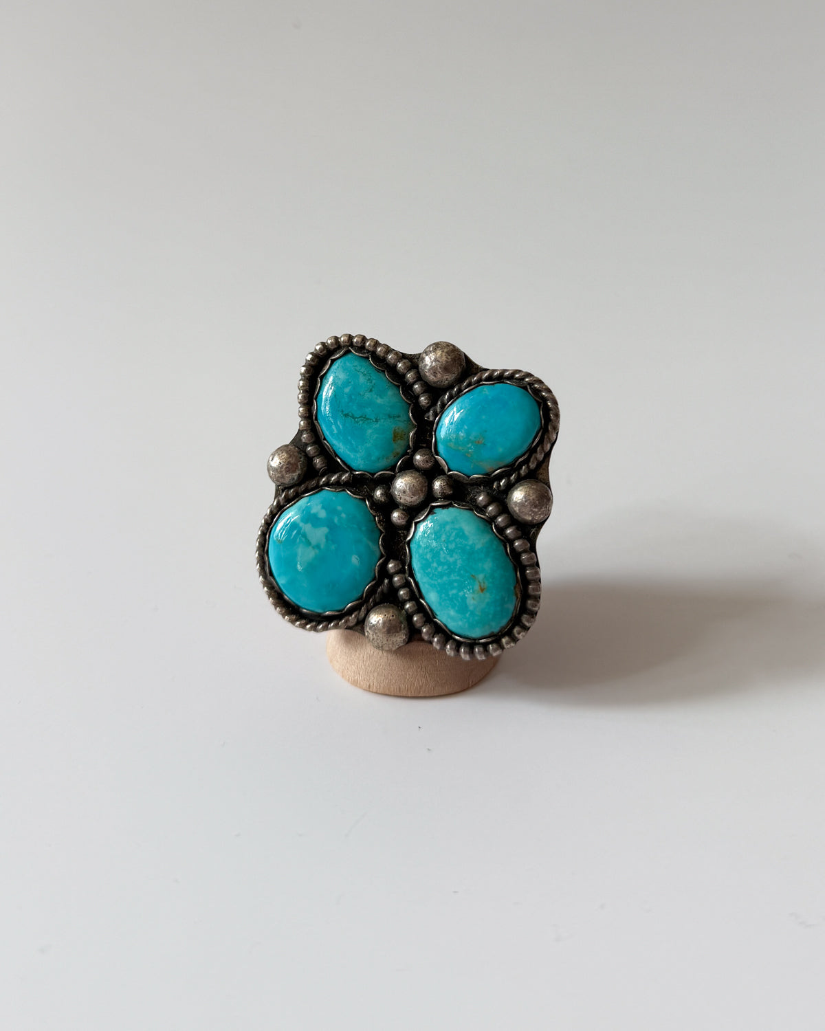 1970s Vintage Signed Kingman Turquoise 4 Stone Cluster Native Made Ring