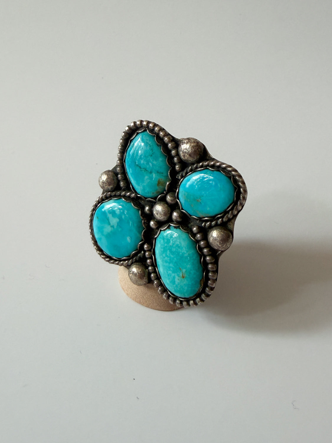 1970s Vintage Signed Kingman Turquoise 4 Stone Cluster Native Made Ring
