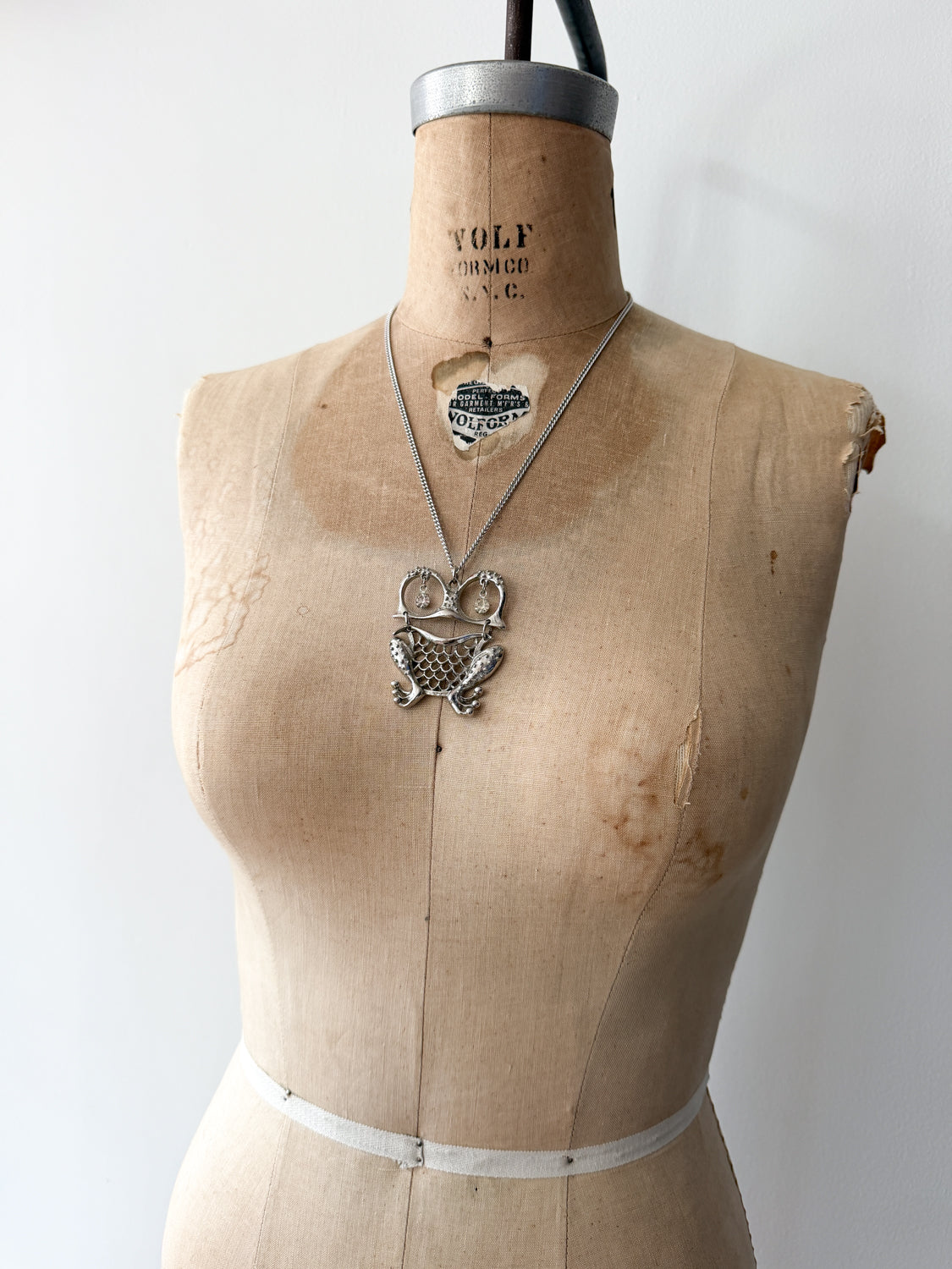 1970s Vintage Silvertoned Rhinestone Big Mama Frog Necklace