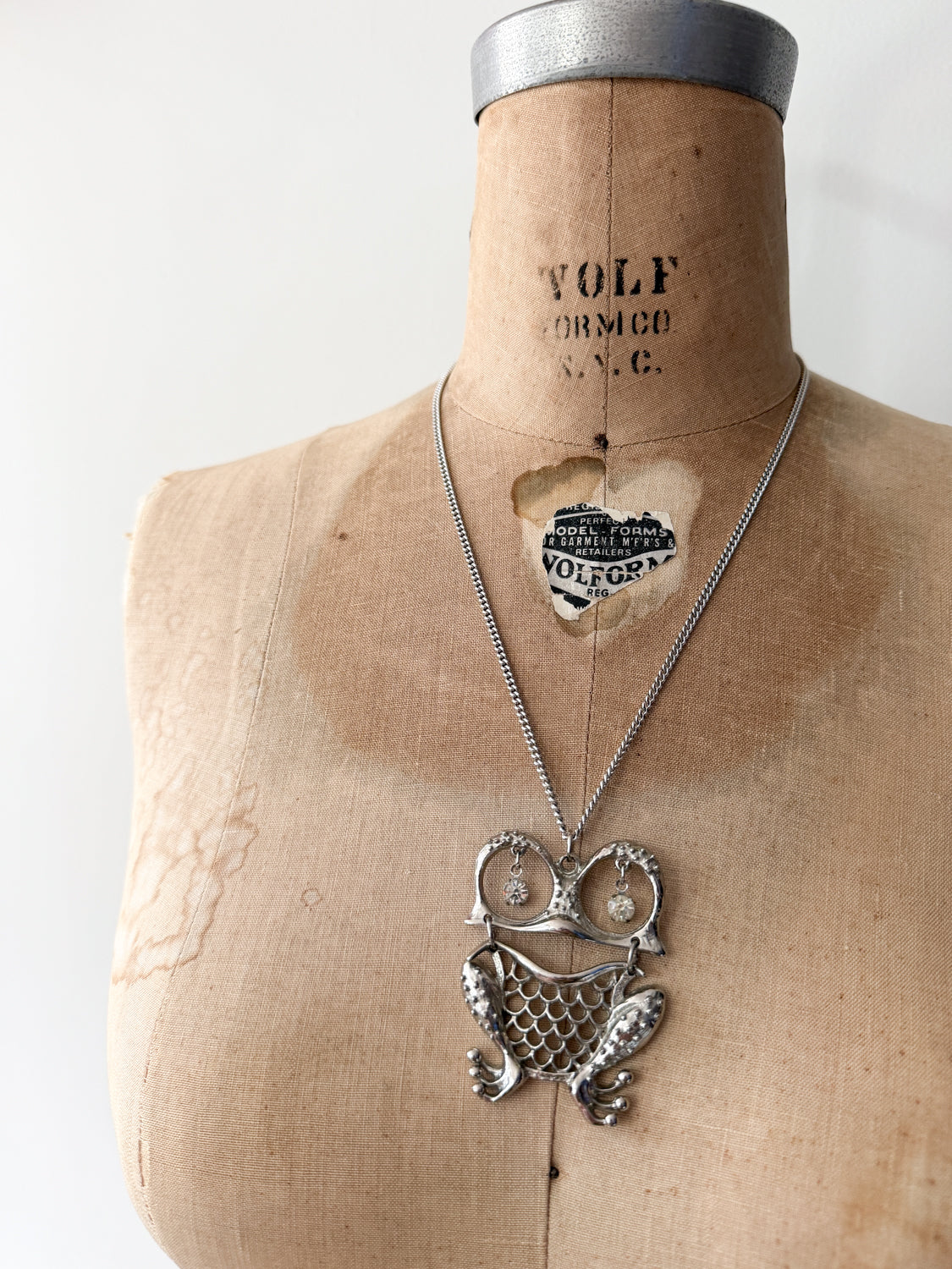 1970s Vintage Silvertoned Rhinestone Big Mama Frog Necklace