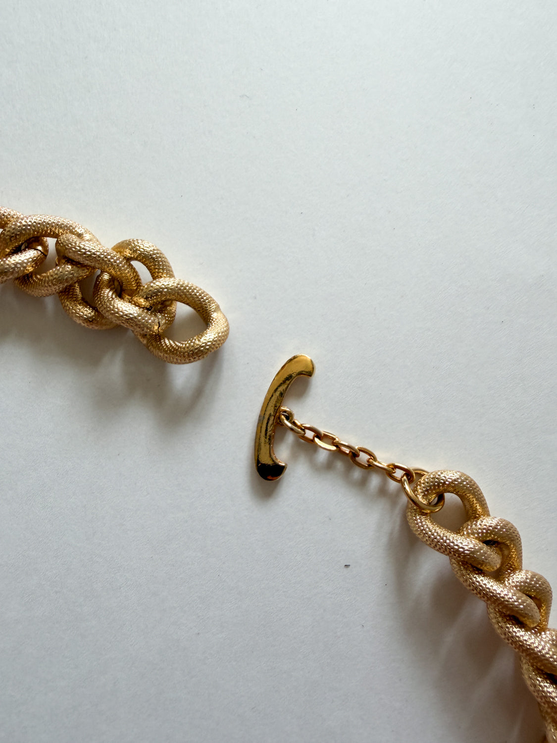 1980s Vintage Gold-Toned Big Chunky Chain Necklace
