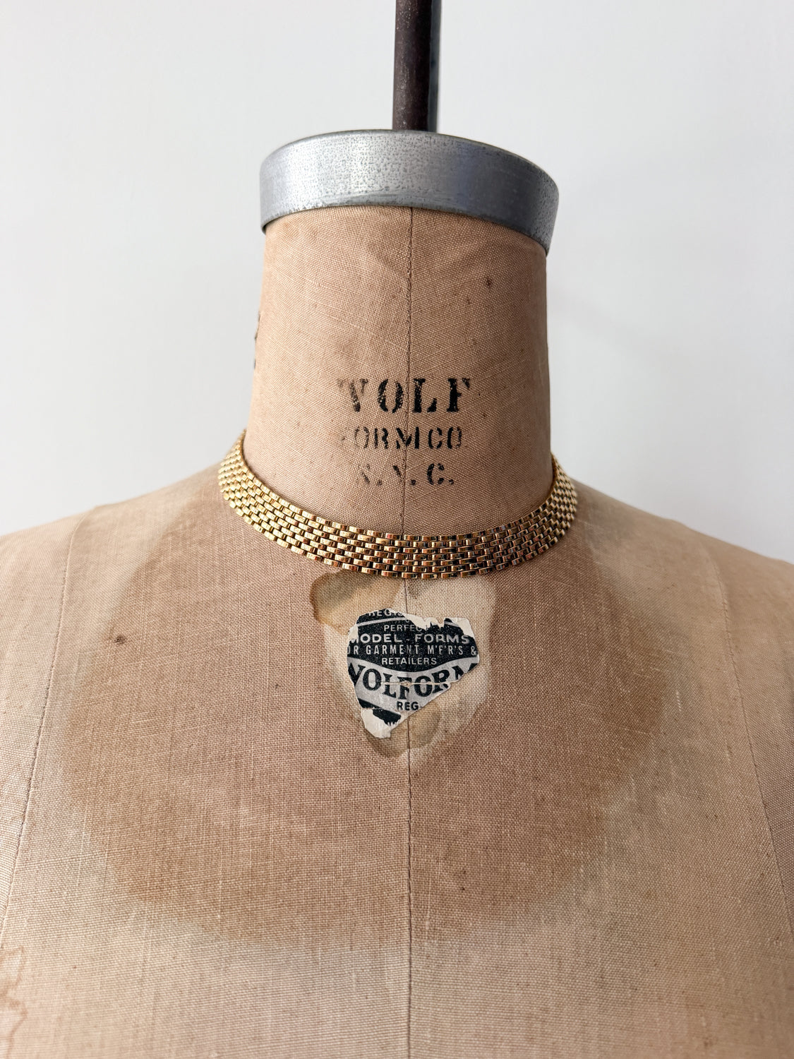 1980s Vintage Gold-Toned Trifari Chain Link Choker Necklace