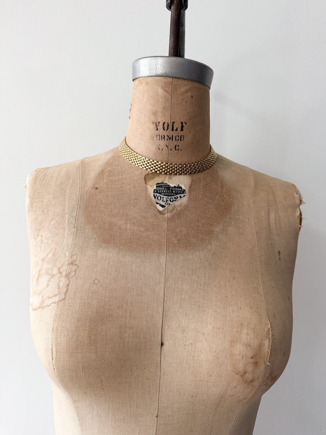 1980s Vintage Gold-Toned Trifari Chain Link Choker Necklace
