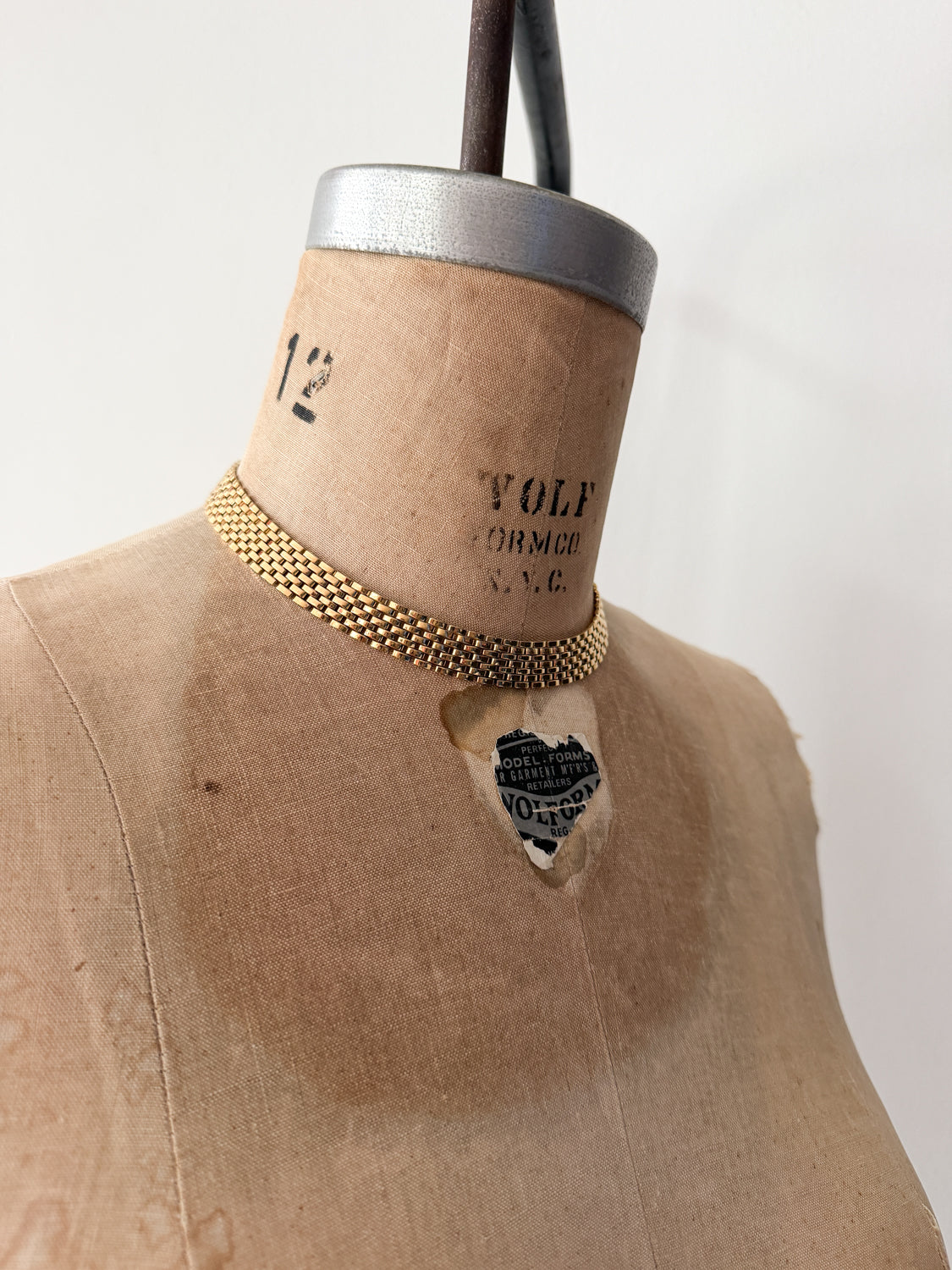 1980s Vintage Gold-Toned Trifari Chain Link Choker Necklace
