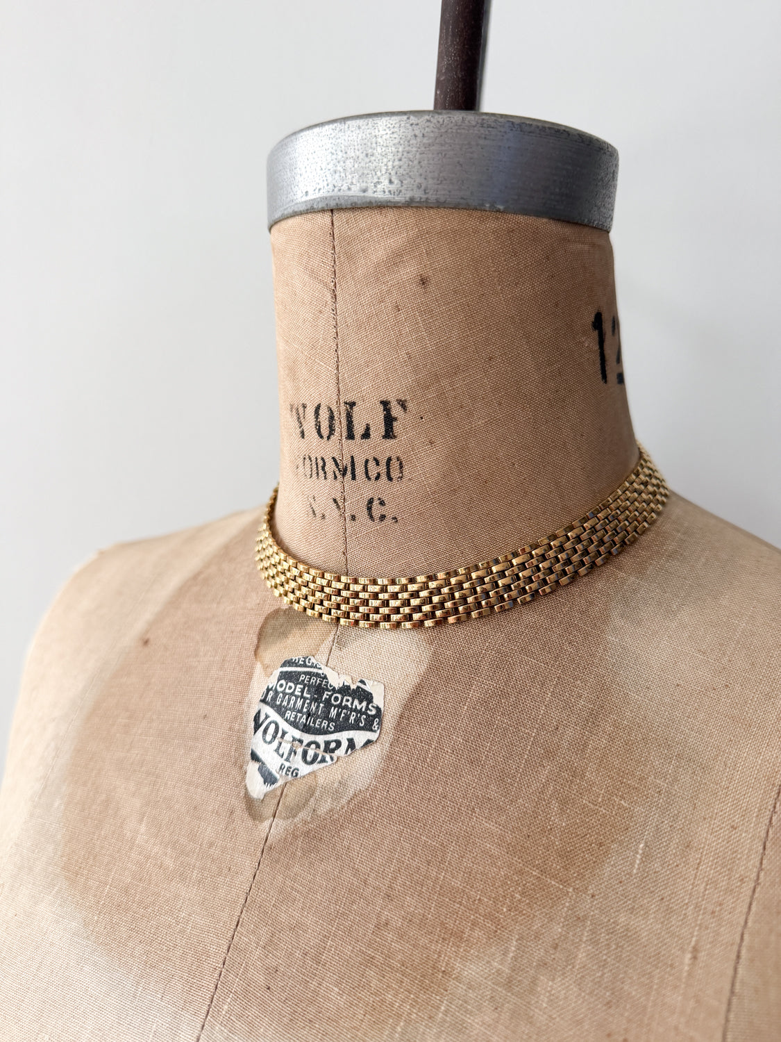 1980s Vintage Gold-Toned Trifari Chain Link Choker Necklace