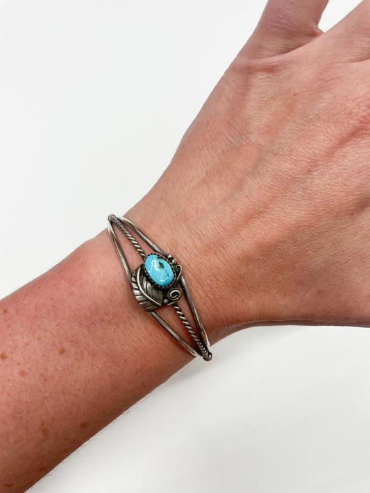 1970s Vintage Sterling and Turquoise Natural Stone Feather Cuff Bracelet