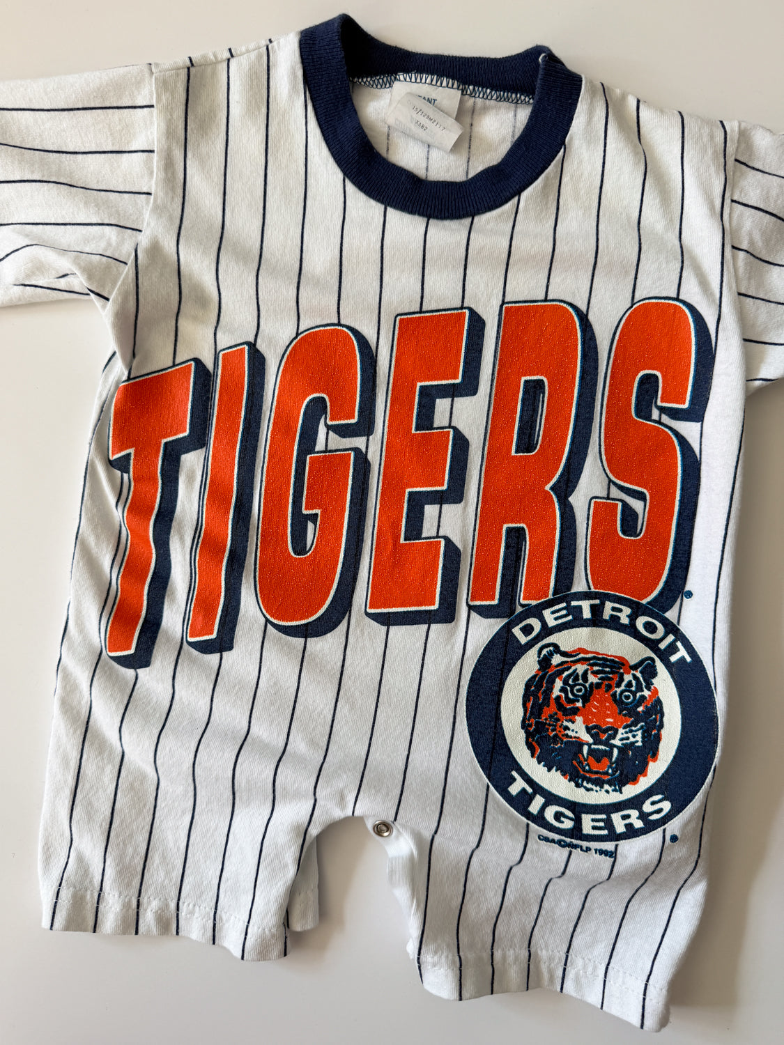 1990s Vintage Detroit Tigers Baseball Infant Baby Bodysuit