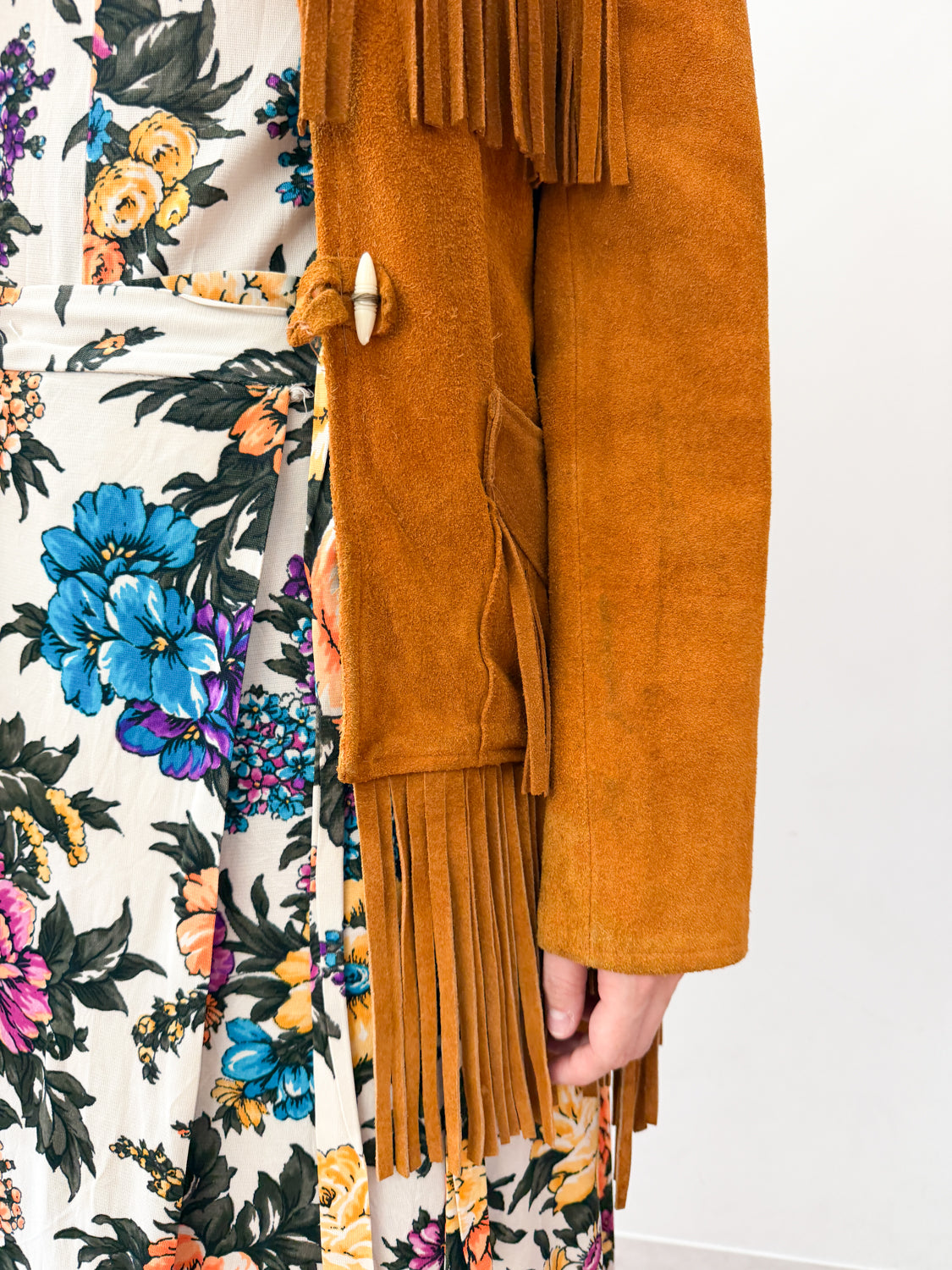 1970s Vintage Stunning Suede Fringe Hippie Jacket