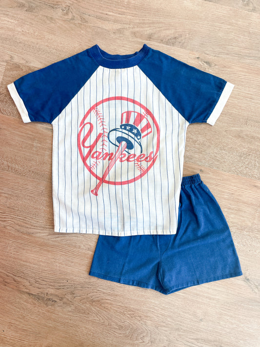 1970s Vintage New York Yankees Baseball Kids Top and Shorts 2 Piece Set