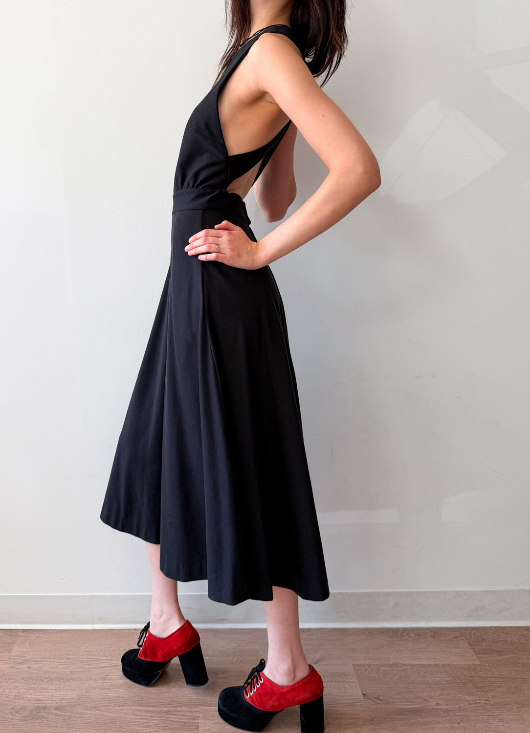 1980s Vintage Handmade Black Criss Cross Back Day Dress – The