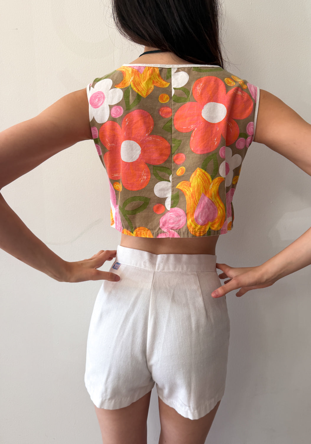1970s / 1980s White Shorts with Front Pockets and Painted Buttons
