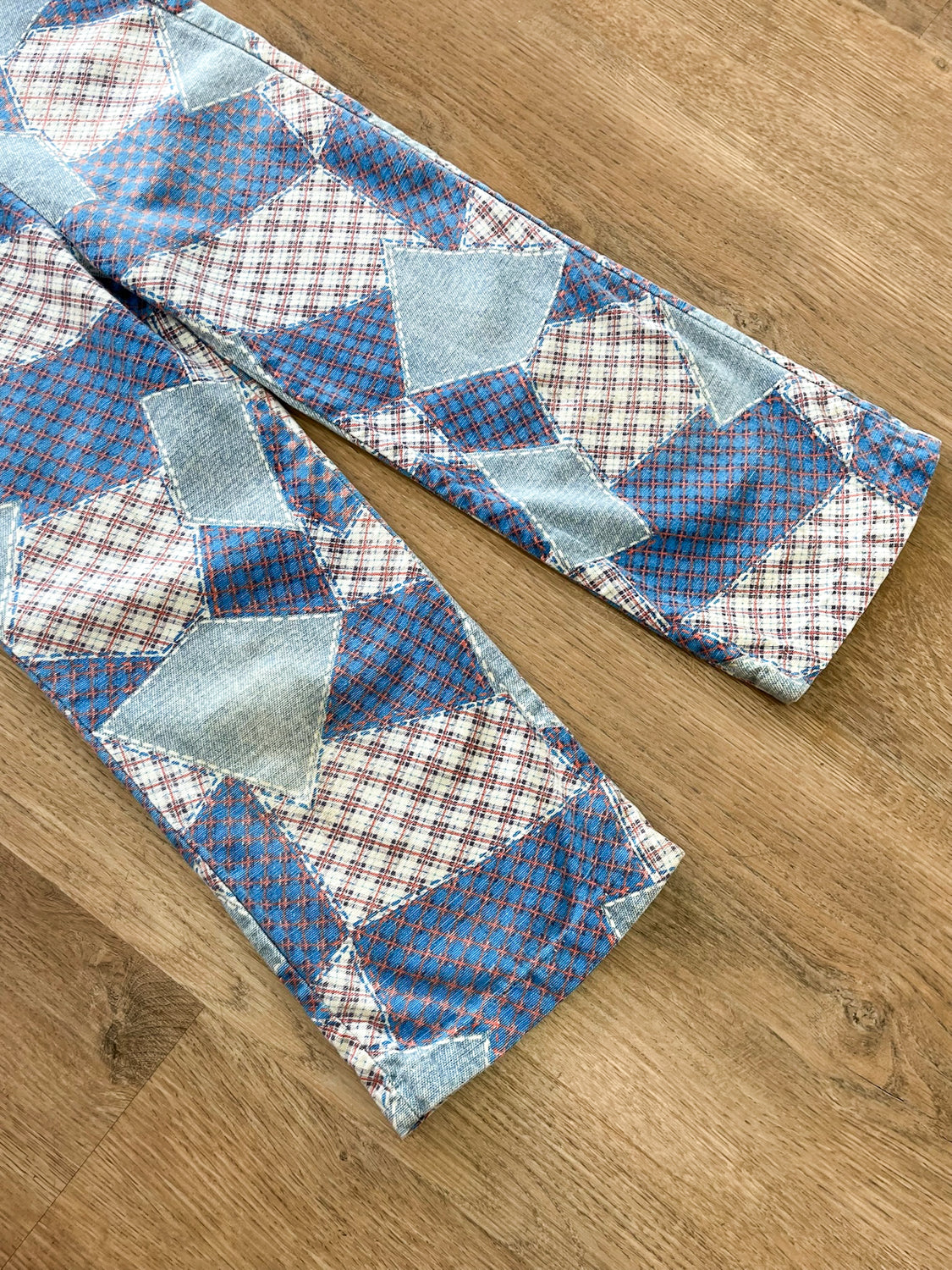 1970s Vintage Kids Patchwork Print Overalls