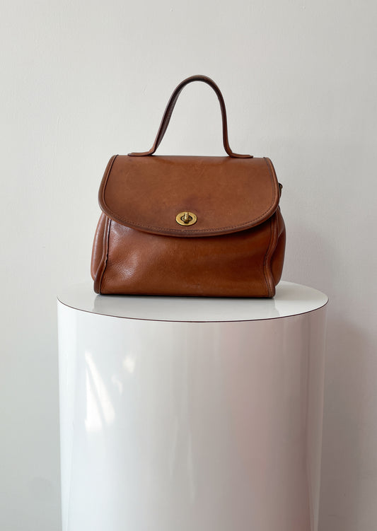 1990s Vintage COACH Manor Leather 9977 Handbag in British Tan