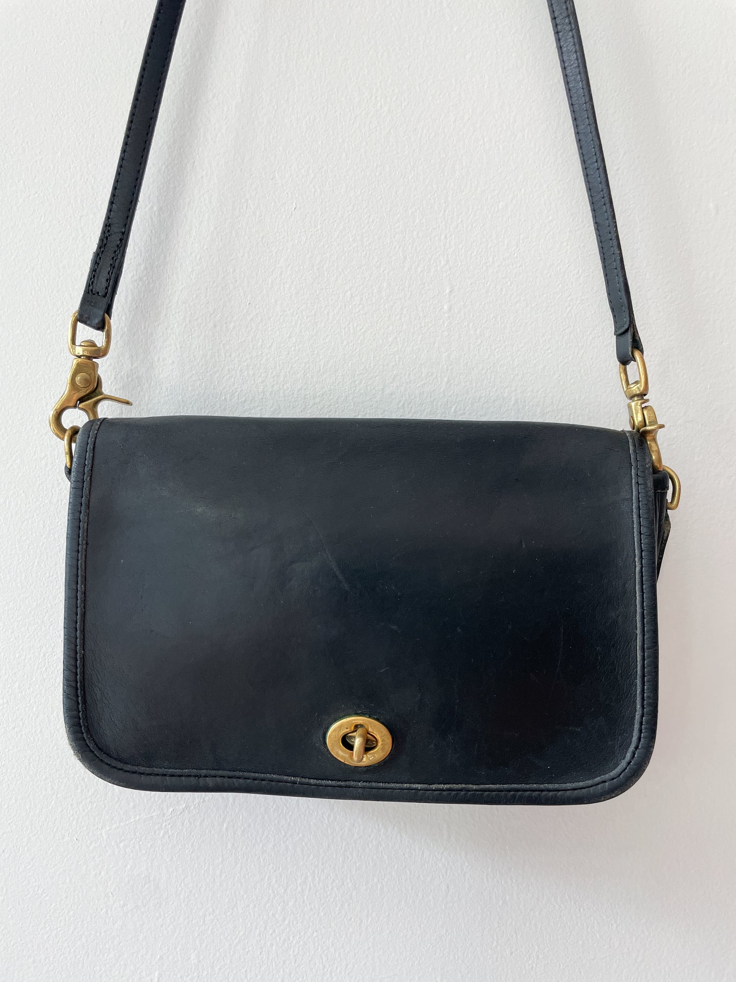 1990s Vintage COACH Pocket Purse 9755 Crossbody