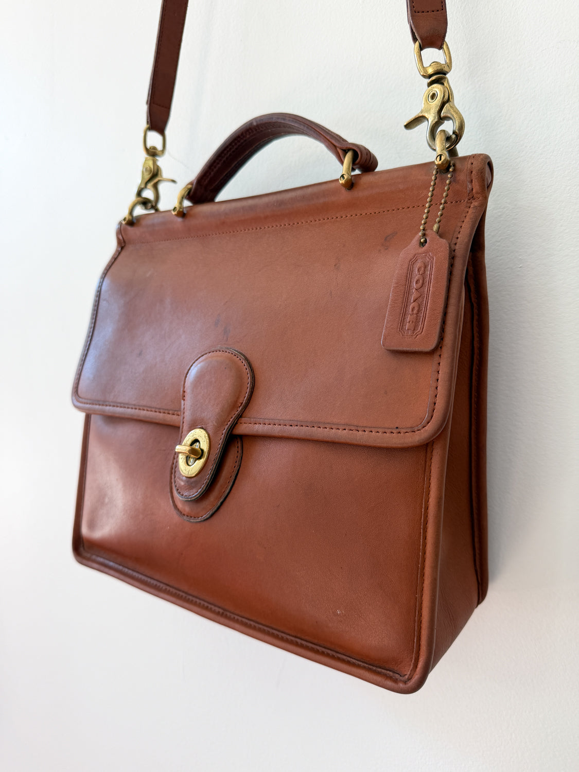 1994 Vintage COACH British Tan Willis 9927 Crossbody Bag Authenticated 90s