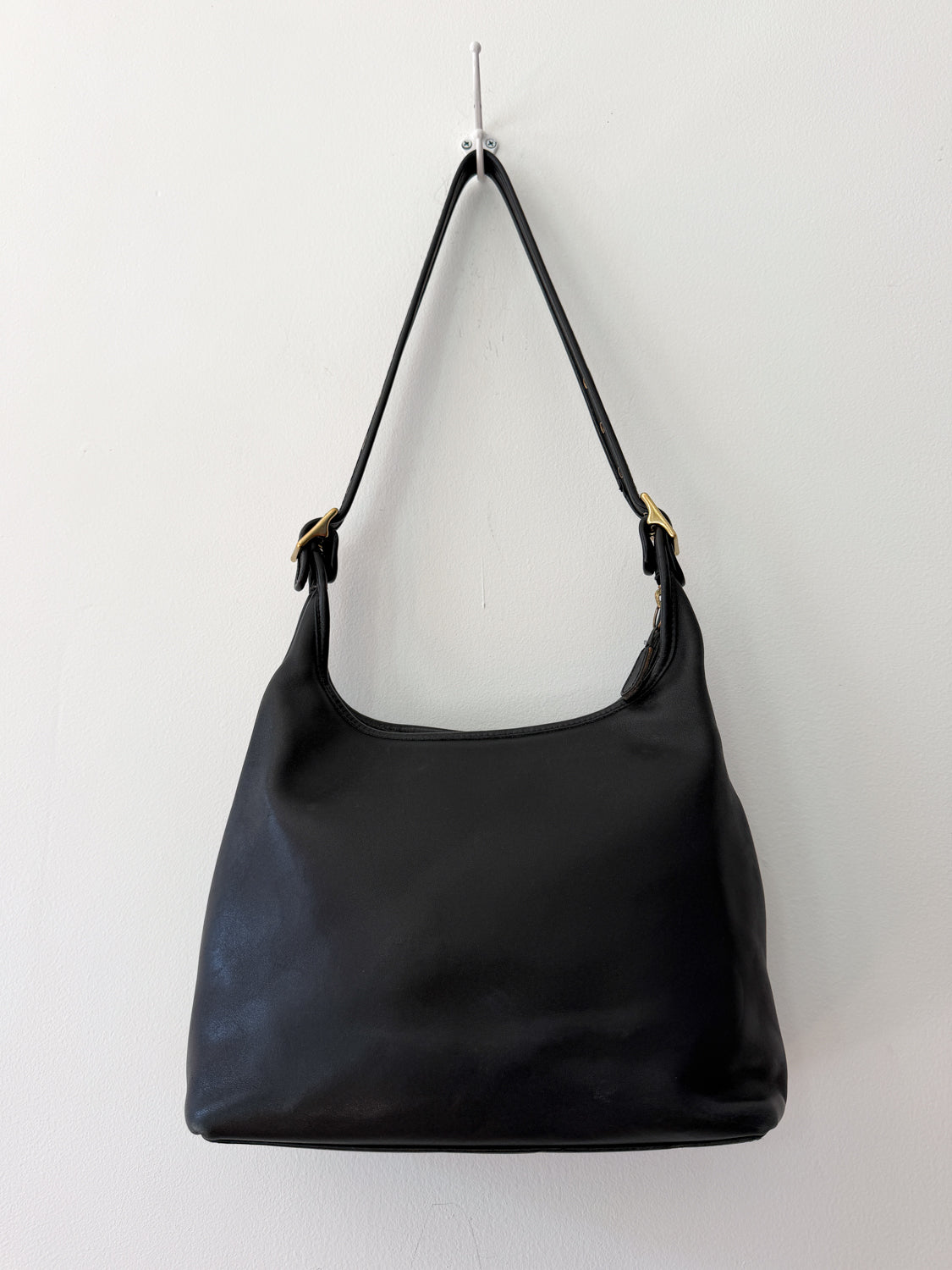 Y2K 2000s Vintage 9058 COACH Legacy Hobo Bag Authenticated
