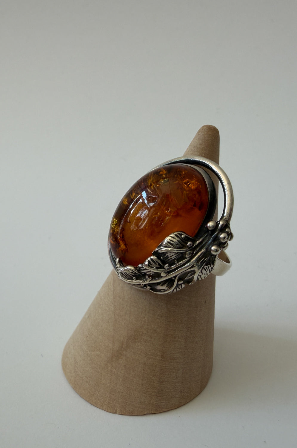 1990s Vintage Amber Sterling Silver Leaves Ring