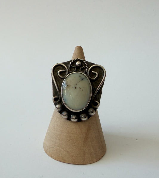 1990s Vintage Sterling & Milky White Agate Ring