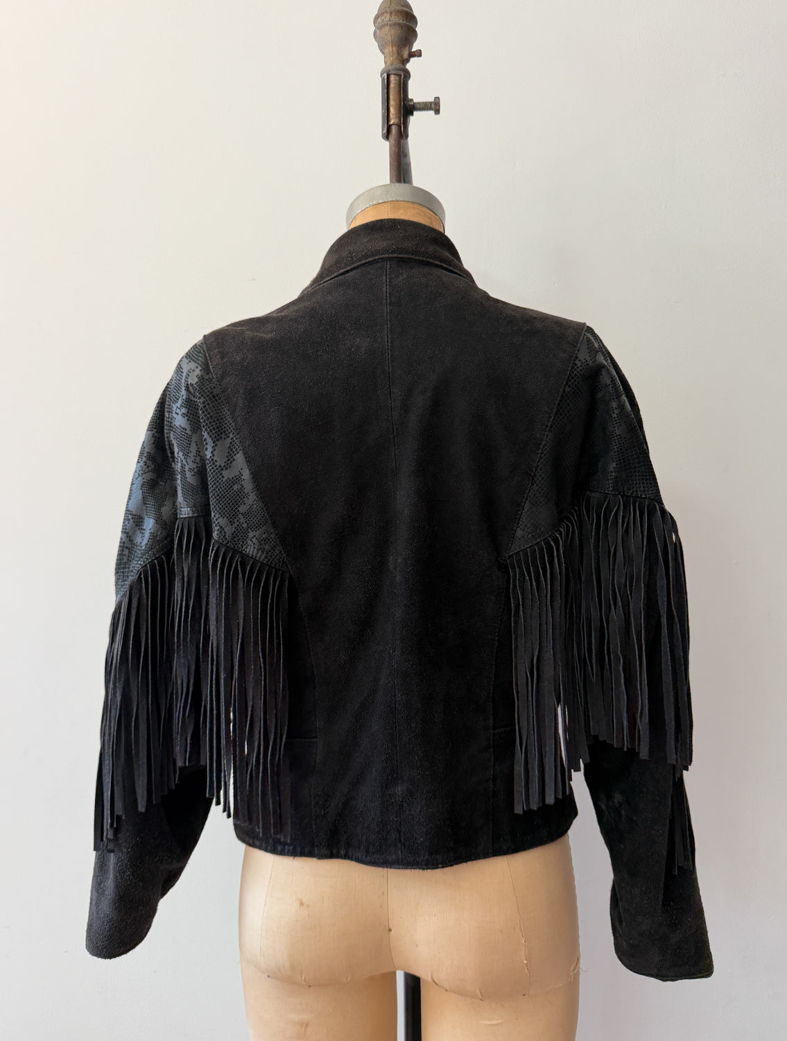 1980s Vintage Black Suede Leather Embossed Reptile Zip Up Fringe Jacket