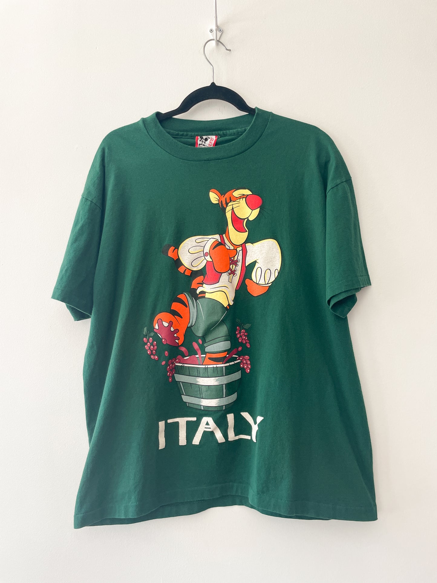 1990s Vintage Tigger Italy Wine Making Epcot Tee Shirt