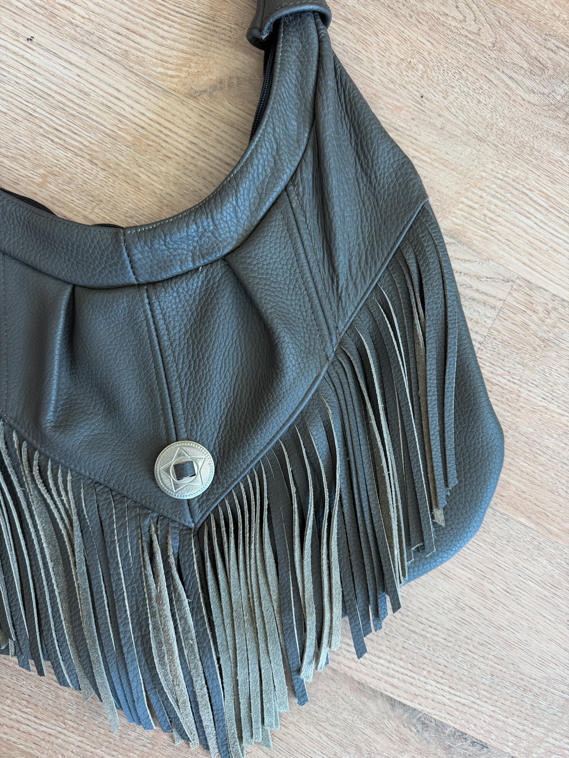 1980s Gray Fringe Leather Shoulder Bag