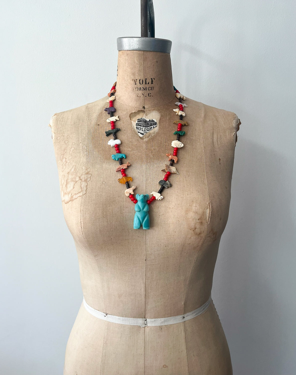1970s Vintage Bear Totem Fetish Necklace Turquoise Zuni Native American