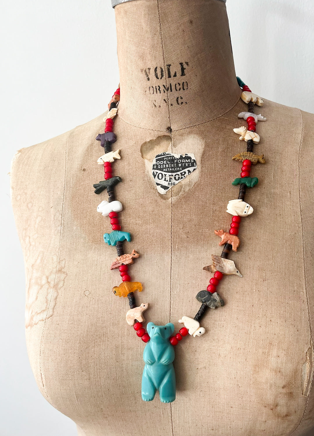 1970s Vintage Bear Totem Fetish Necklace Turquoise Zuni Native American