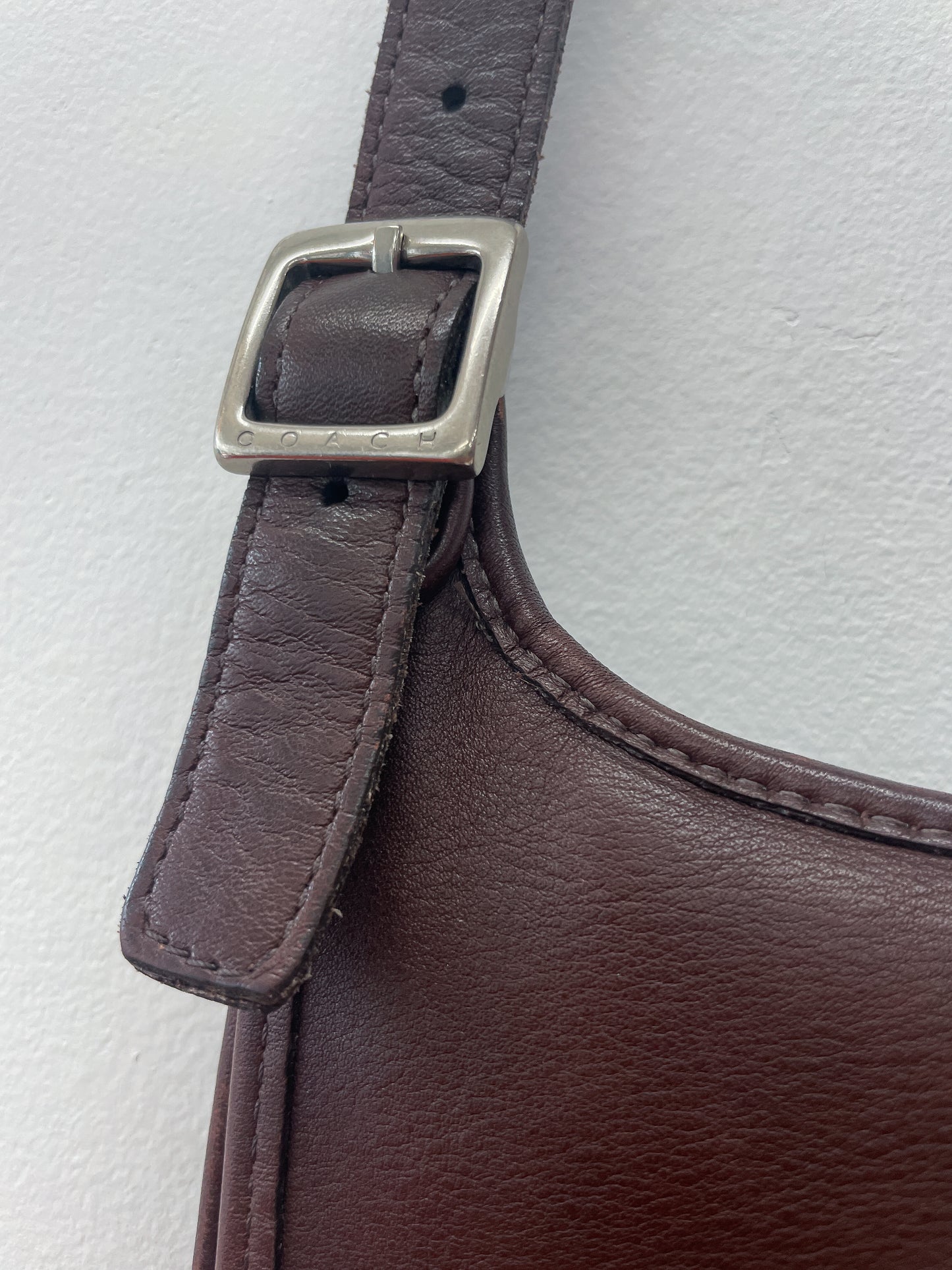 2001 Vintage COACH Chocolate Brown Slim Hippie Flap Saddle Crossbody Authentic Original Style 9135