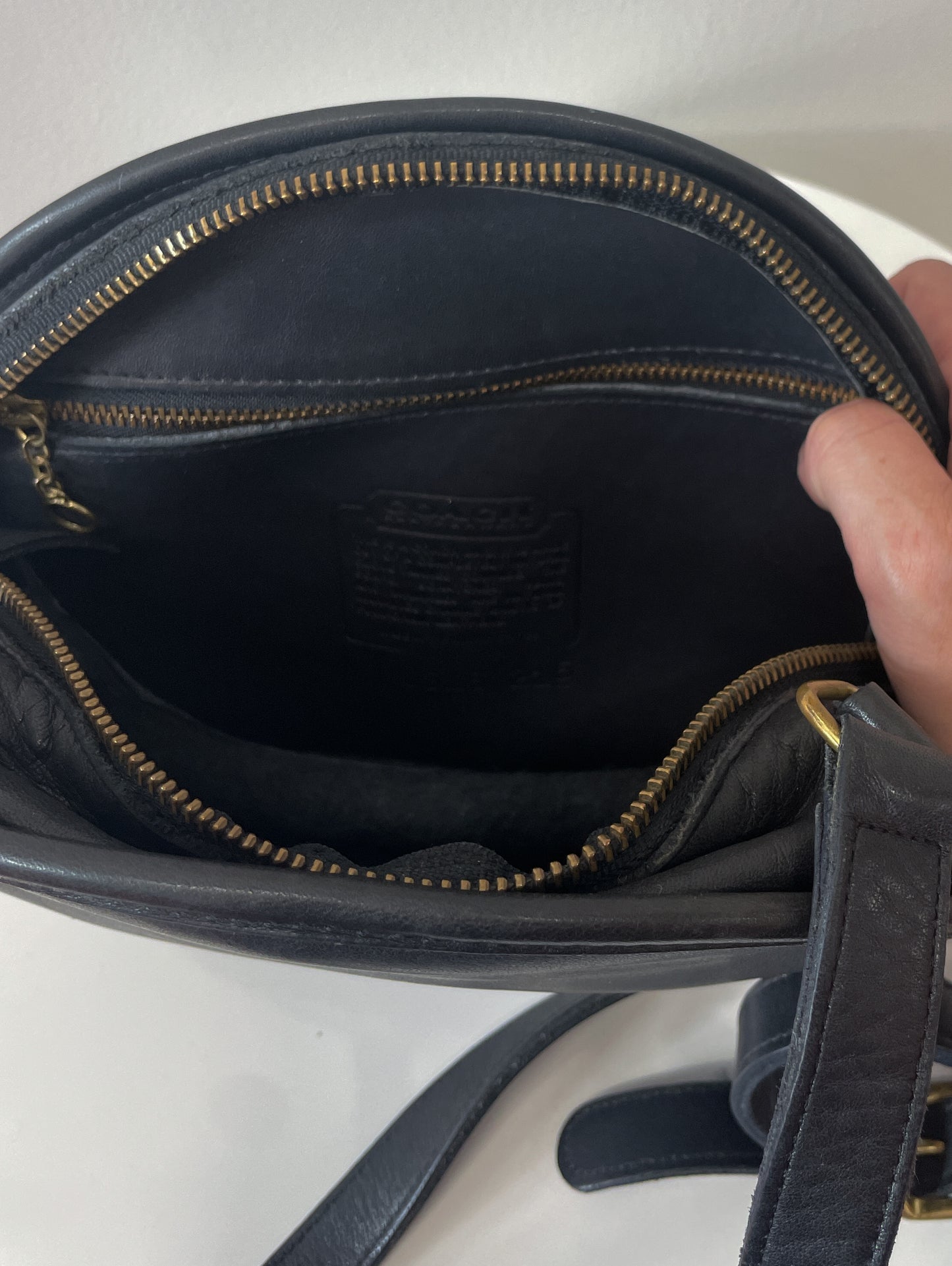 1980s Vintage COACH Leatherware Chester Canteen Black Authentic Original 9901 Crossbody Purse