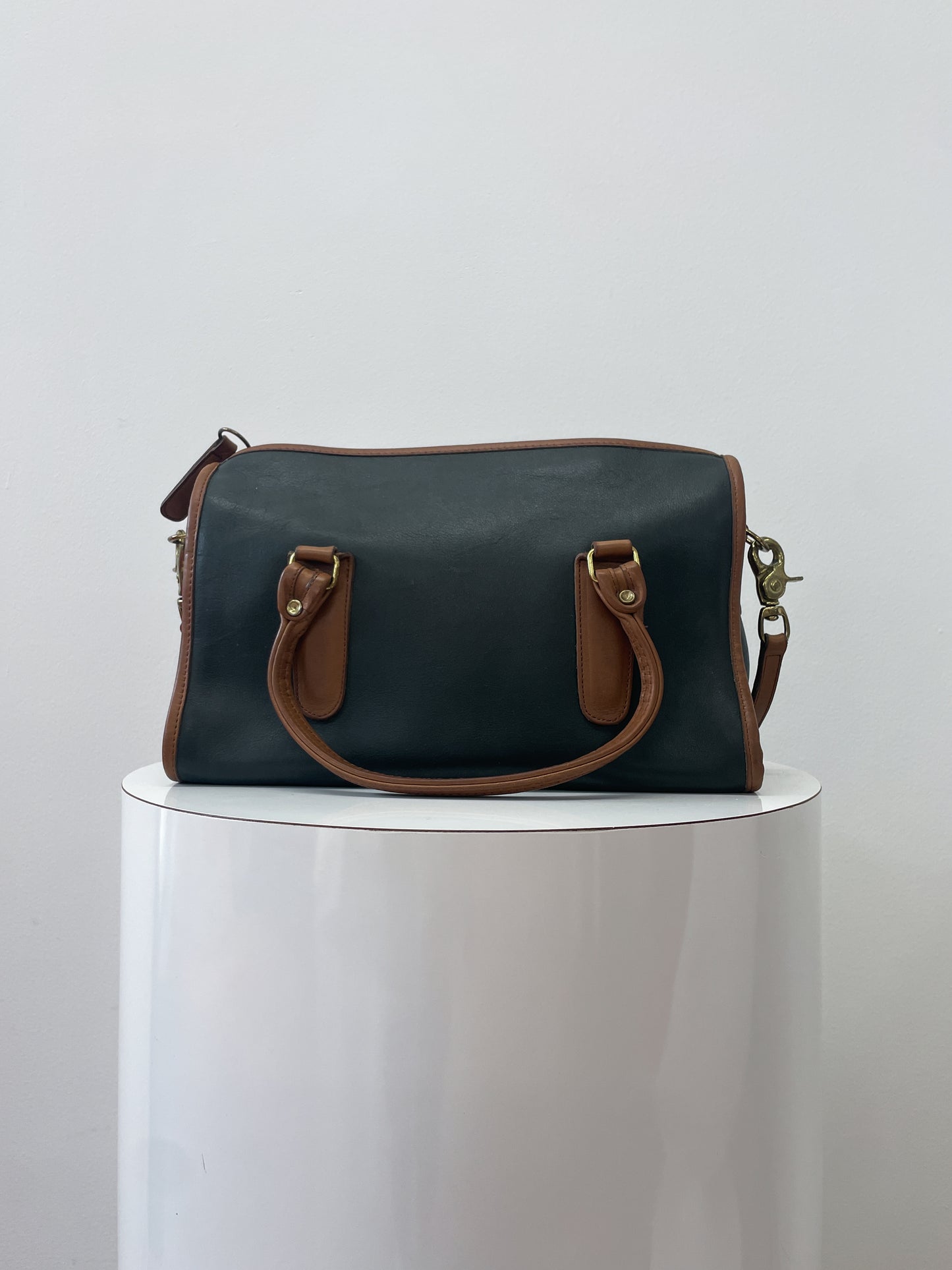 1980s Vintage COACH Leatherware Spectator Madison Satchel Forest Green with Tan Authentic Original Style 7921