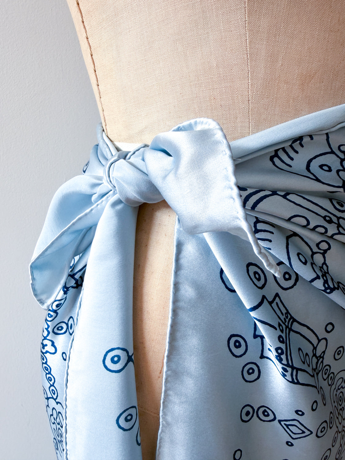 1970s Vintage Blue Under The Sea Silk Print Scarf Huge XL 46" x 46"