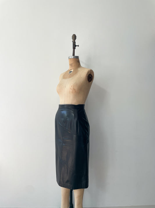 1980s Vintage Soft Black Leather Skirt