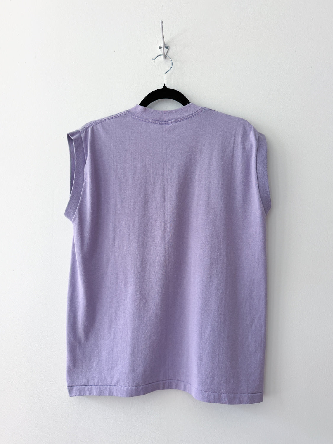 1980s Vintage USA Made Playgirl Playboy Bunny Washington D.C. Purple Sleeveless Muscle Tank T-shirt