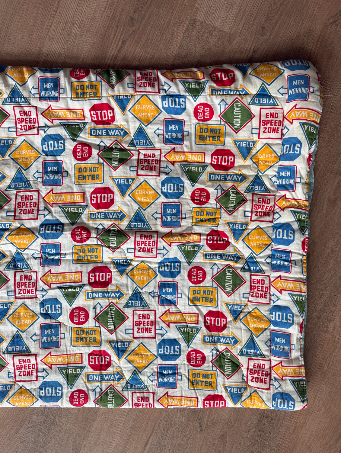 1960s Vintage SIGNS SIGNS SIGNS! Mod Primary Colors Sleeping Bag with Original Bag