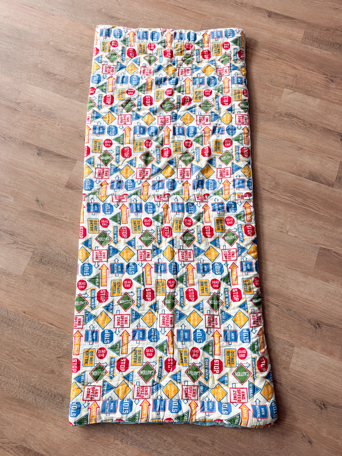 1960s Vintage SIGNS SIGNS SIGNS! Mod Primary Colors Sleeping Bag with Original Bag