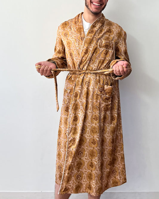 1960s Vintage Yellow Paisley Lined Multi-Pocket Robe