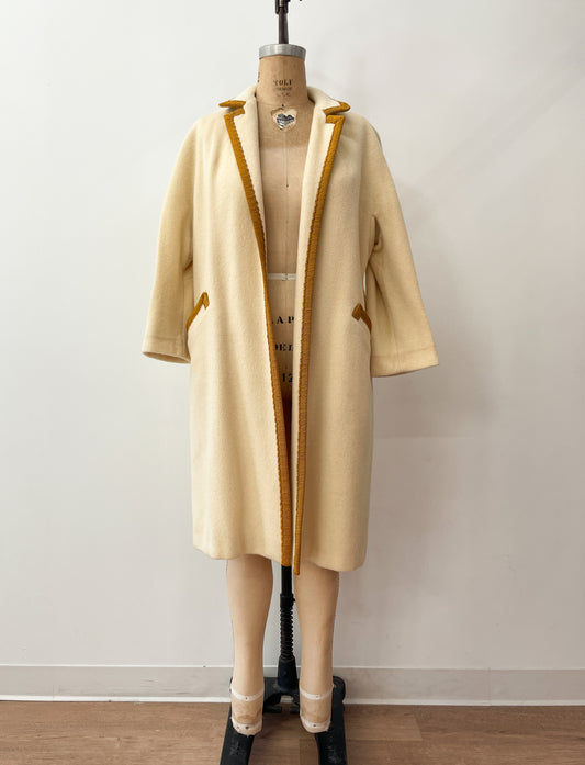 1960s Vintage Cream Wool Open Coat with Golden Trim