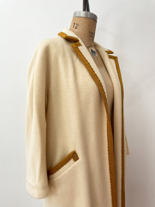 1960s Vintage Cream Wool Open Coat with Golden Trim